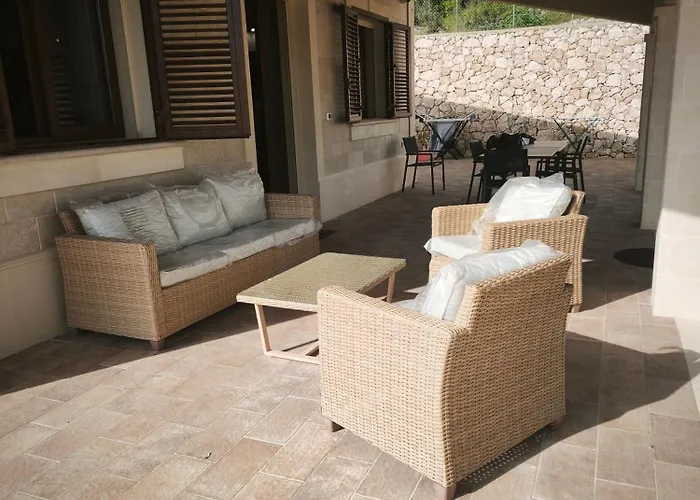 Susan - Sicilian Luxury